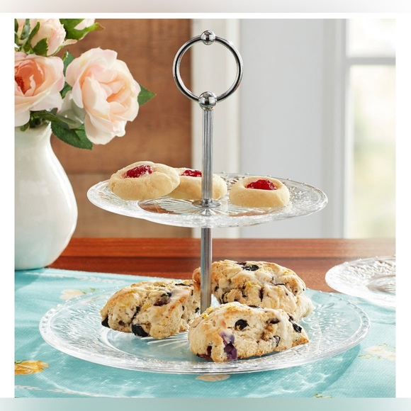 The Pioneer Woman Other - The Pioneer Woman Cassie Embossed 2-Tier Server